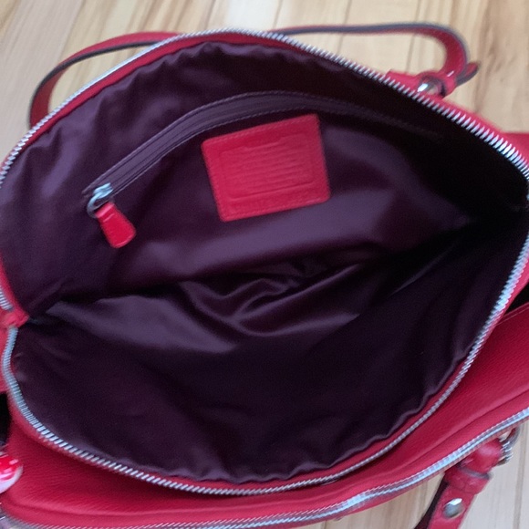 Coach red satchel handbag - Picture 11 of 16